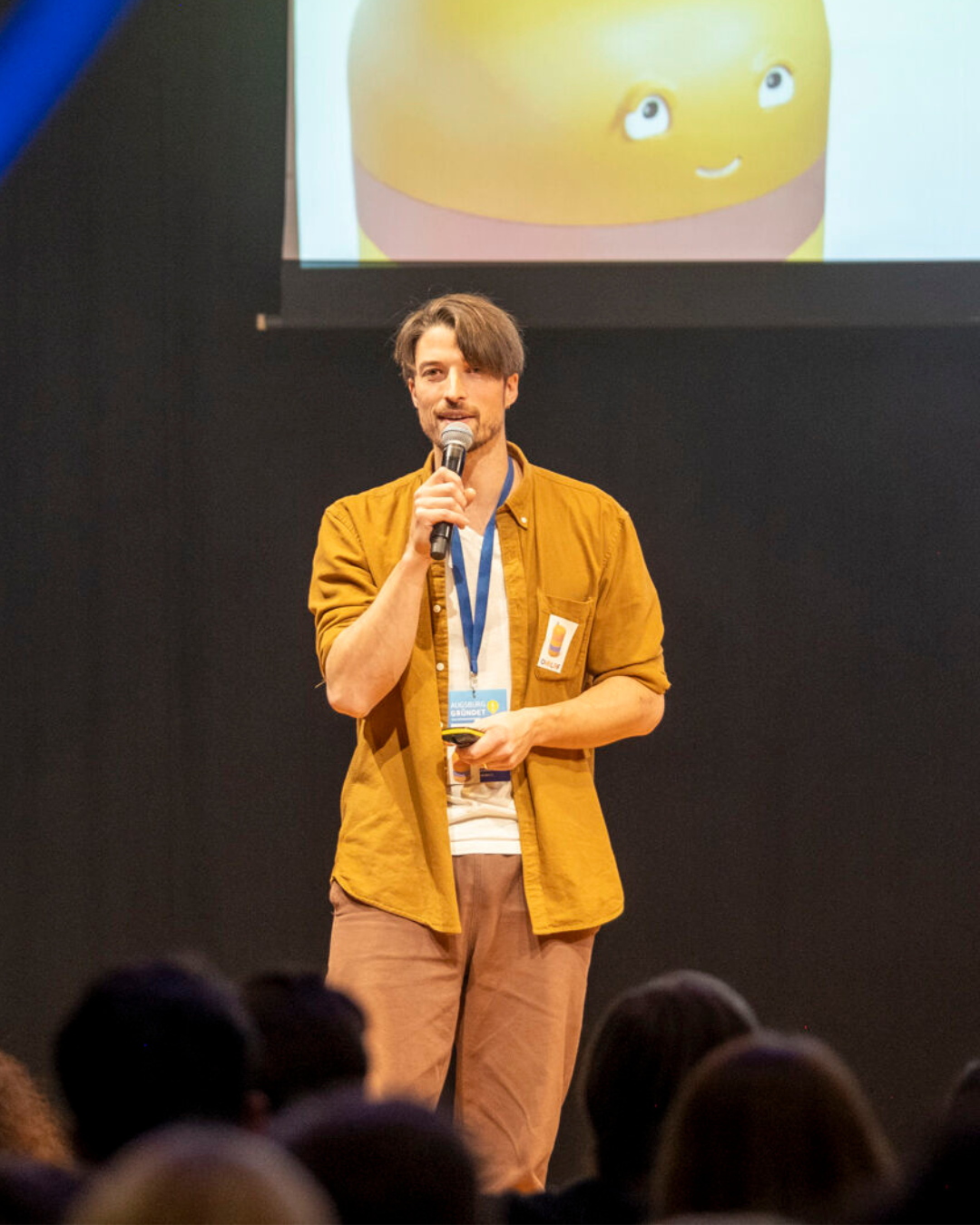 Ohrlaf beim „Augsburg gründet!“ – Pitch, Kinderlachen, Vorbestellungen 🎉